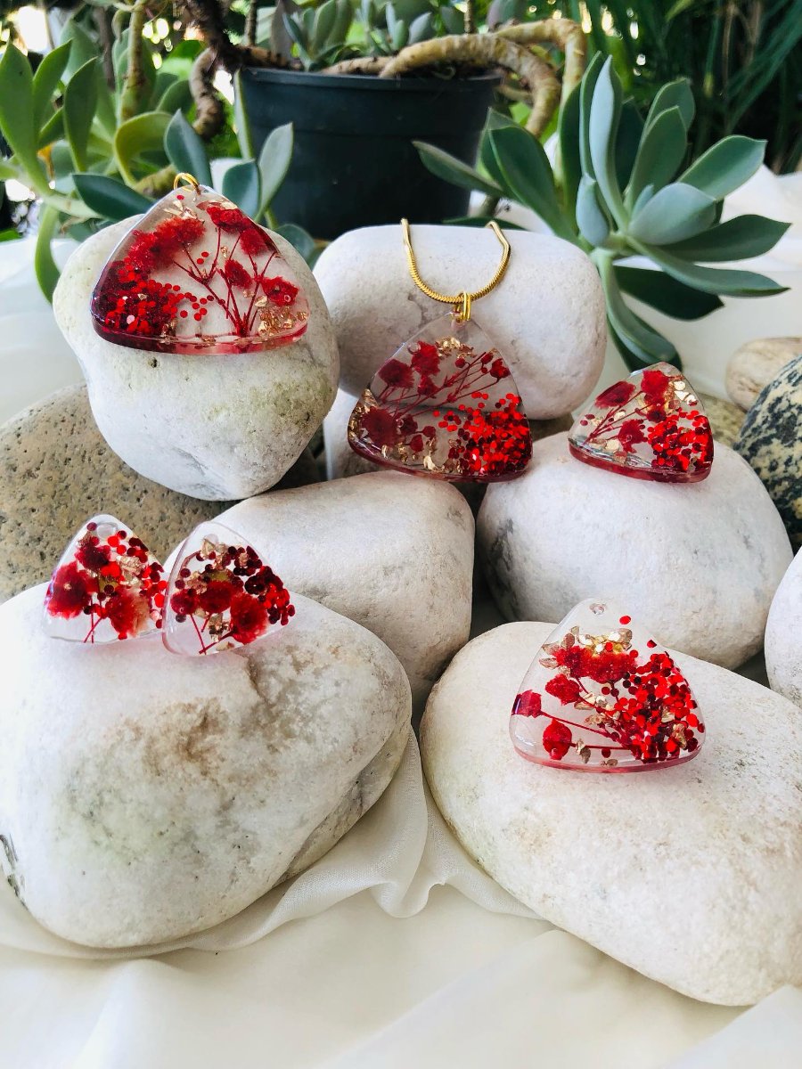 Dried Flowers Forever in Bloom