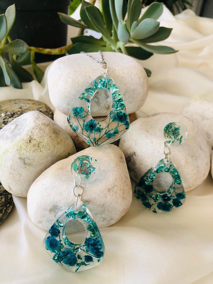 Dried Flowers Forever in Bloom